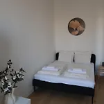 아파트 Rokin